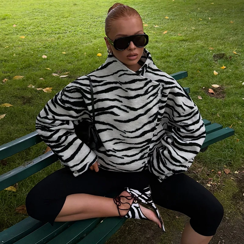 Vintage Edgy Zebra‑print Outer Coat Loose Stylish Modern Ladies Jackets Night‑out Autumn Trendy Fashion Women Streetwear