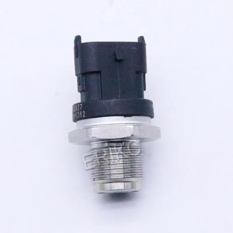 0281002788 0281002907 0281002719 Genuine Fuel Rail Pressure Sensor 0281006085 0281002568 0281006326