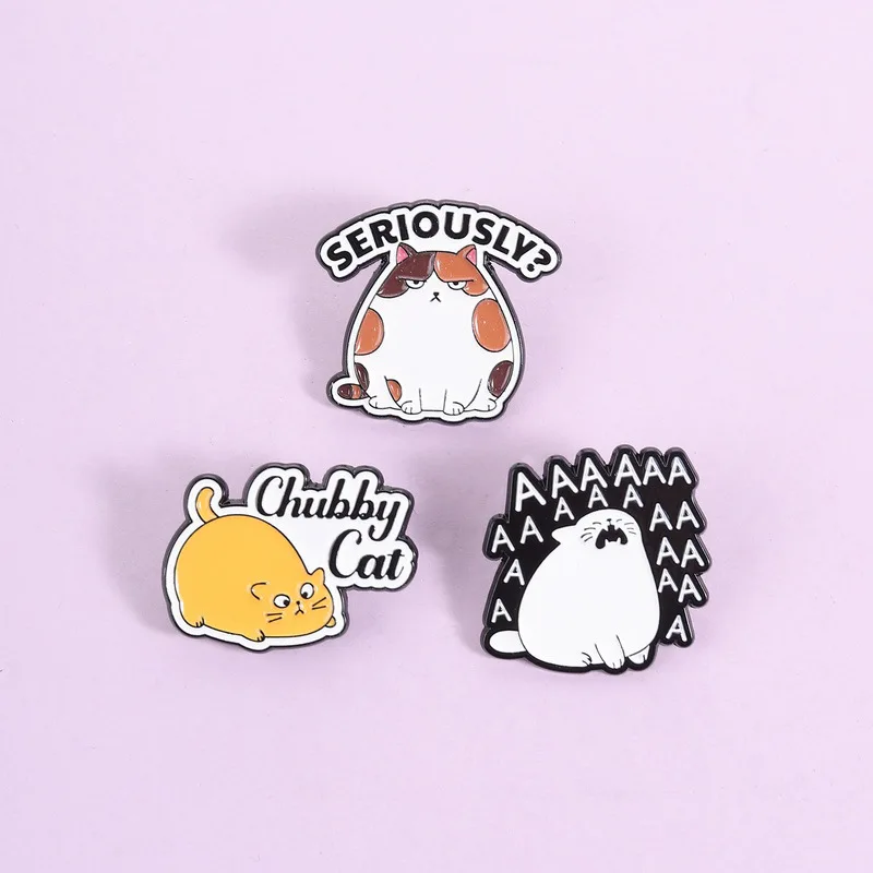 Cartoon Cute Fat Cat Brooch Casual Commute Funny Orange Cat Metal Badges Pins for Gift DIY Bag Clothes Hat Accessories Wholesale