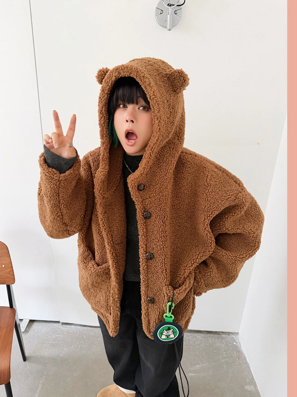 

Fashionable Casual Lamb Fur Jacket Women's Spring 2026 Bear Ear Mushroom Head Miss New Retro All-Match Outerwear