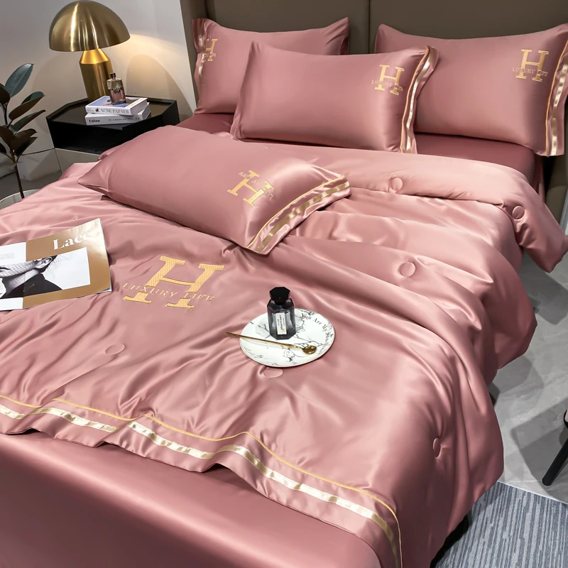 High-End Simple 4 Pieces comforter sets Solid Color Bed Sheet Set Pillowcase Quilt Cover Embroidery Bedding Set