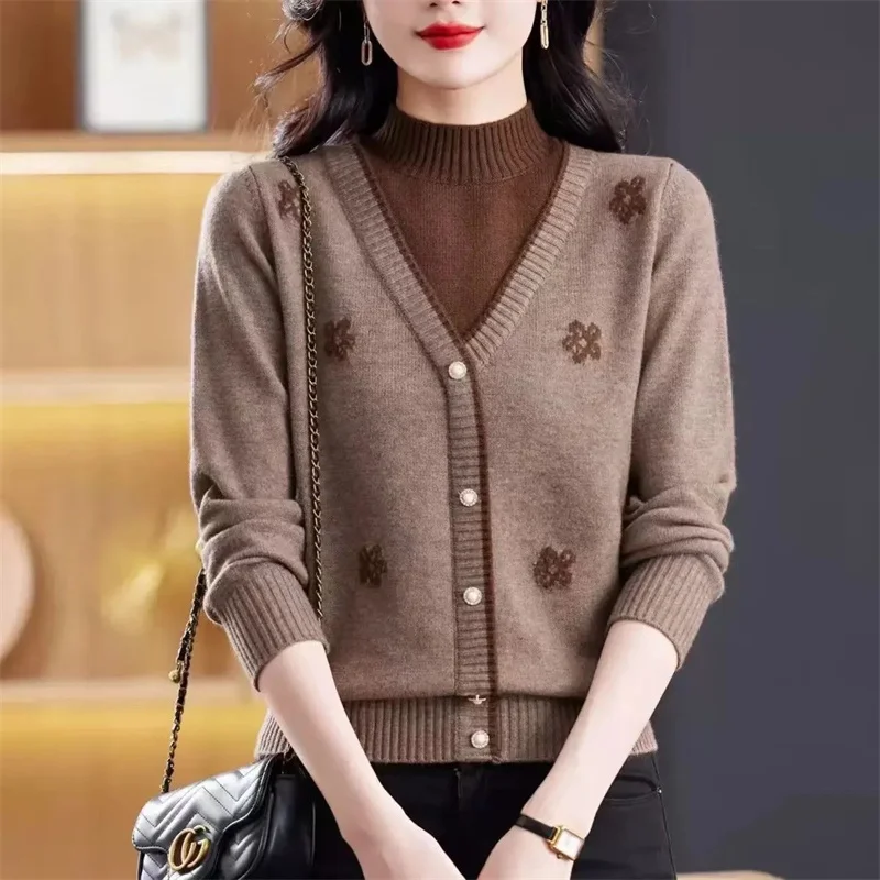2025 femminile falso in due pezzi lavorato a maglia capispalla donna coreana maniche lunghe cappotto di lavoro a maglia autunno signora mezza giacca maglione a collo alto