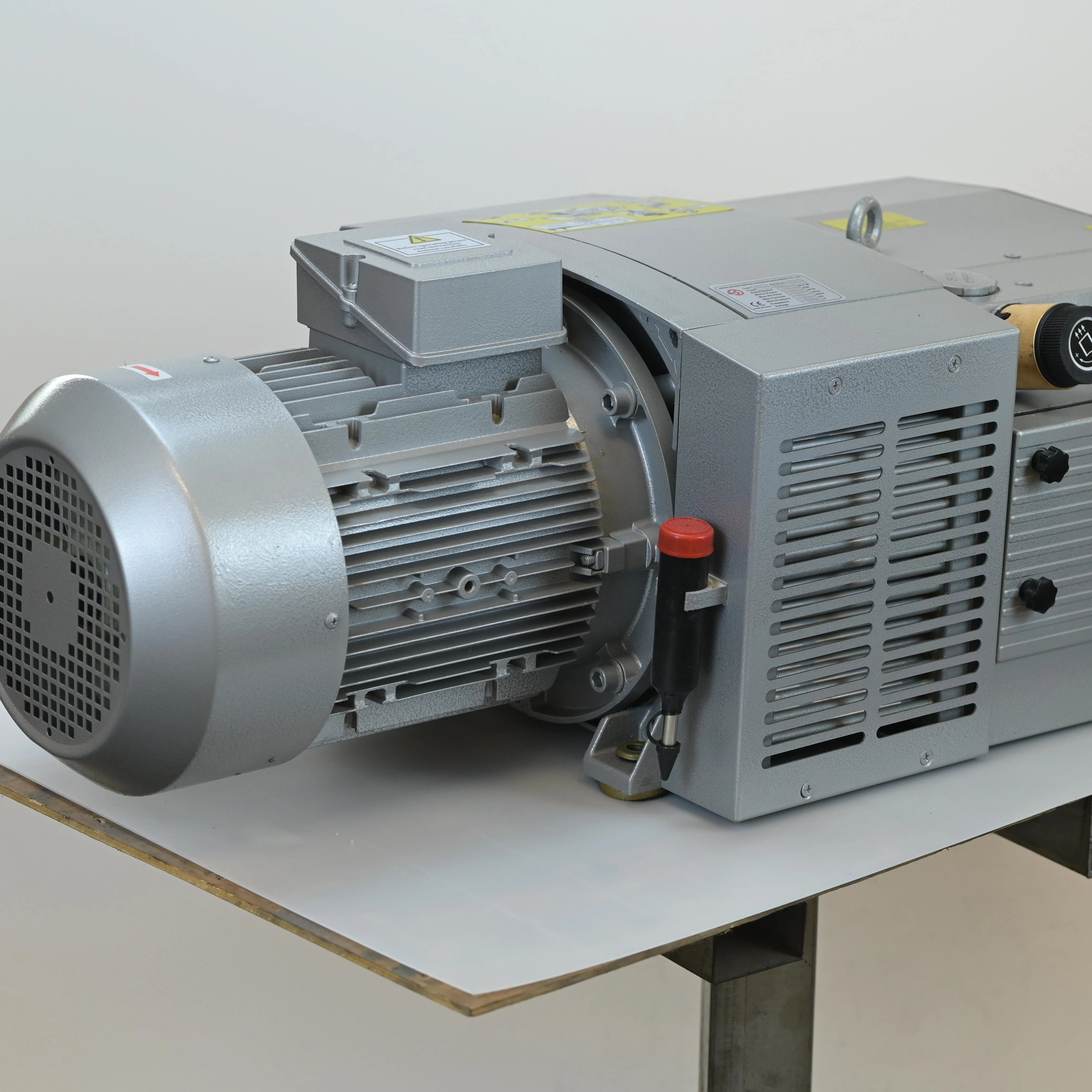 AIROW KDF140 1.5 bar Oil Free High Pressure Dry Vane Vacuum Pump Blower 7.5kW 168m³/h for Printing Air Knife Pneumatic Conveying