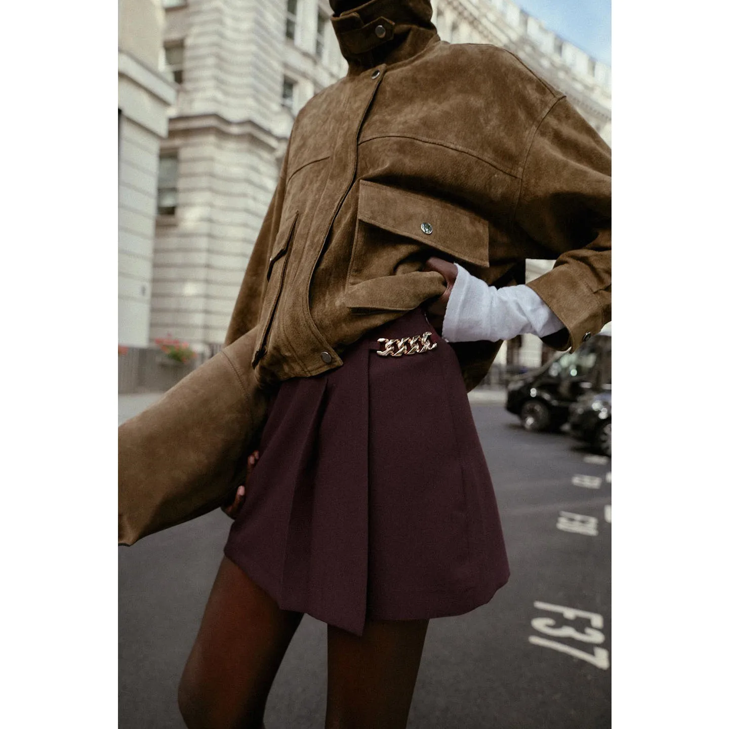 ارتفاع الخصر سلسلة معدنية فضفاضة الزخرفية واسعة الطيات عارضة orts للنساء الخريف موسم ألياف البوليستر السيدات السراويل