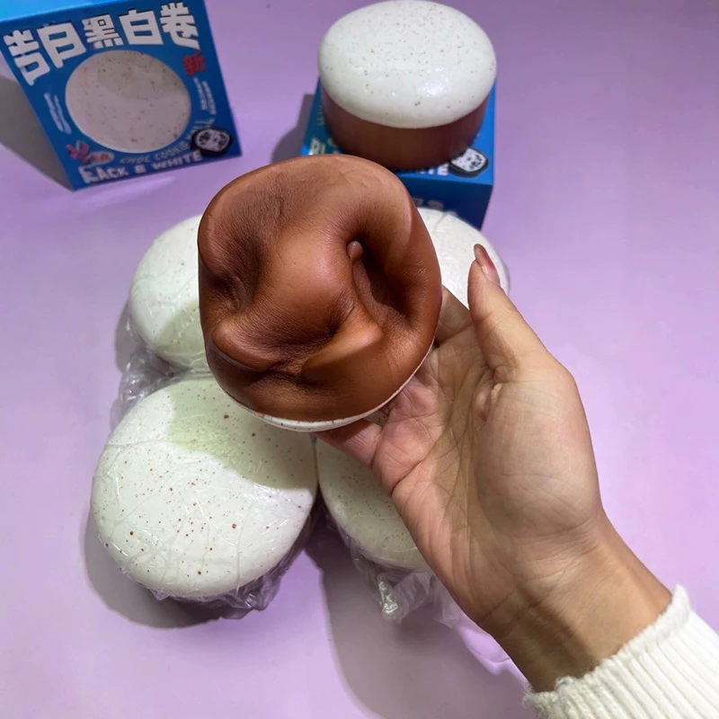1 peça pegajoso preto e branco rolo simulação comida lenta subindo macio concurso bolo espremer brinquedo liberação de estresse mão relaxar