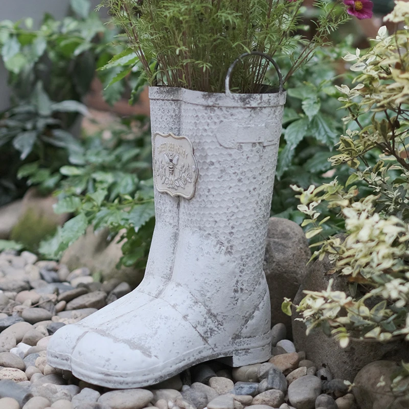 

European home dried flower decorative ornament small vase garden bee iron shoe pot grocery ornament