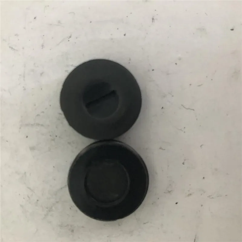 2 Pcs 22mm 0.86" Diameter Carbon Brush Plastic Screw Cap