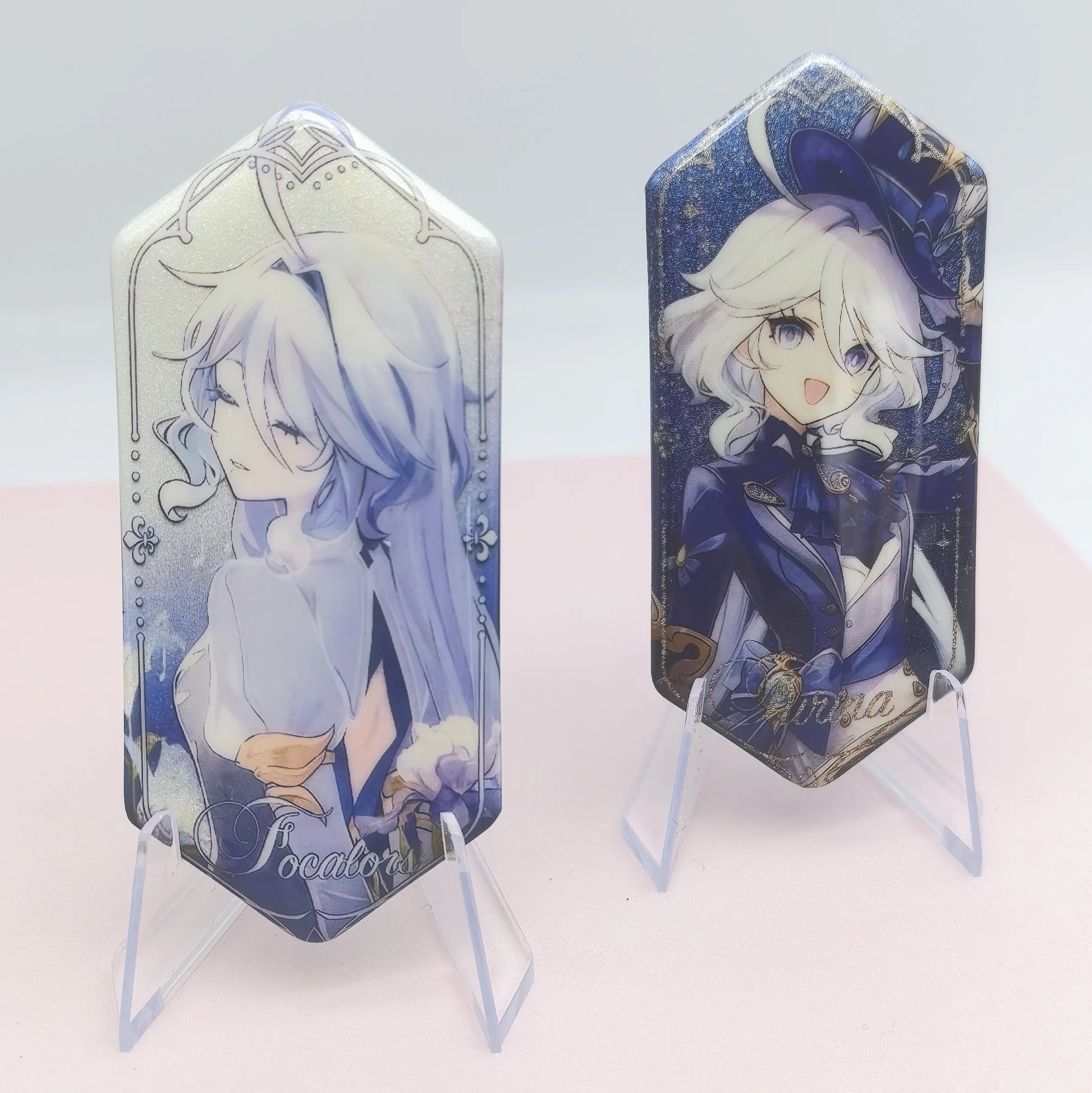 1Pc AinmeGenshin Impact Furina Anime Character Brooch Pin Acrylic Stand Figurine Decor Collectible Desk Ornament Badge
