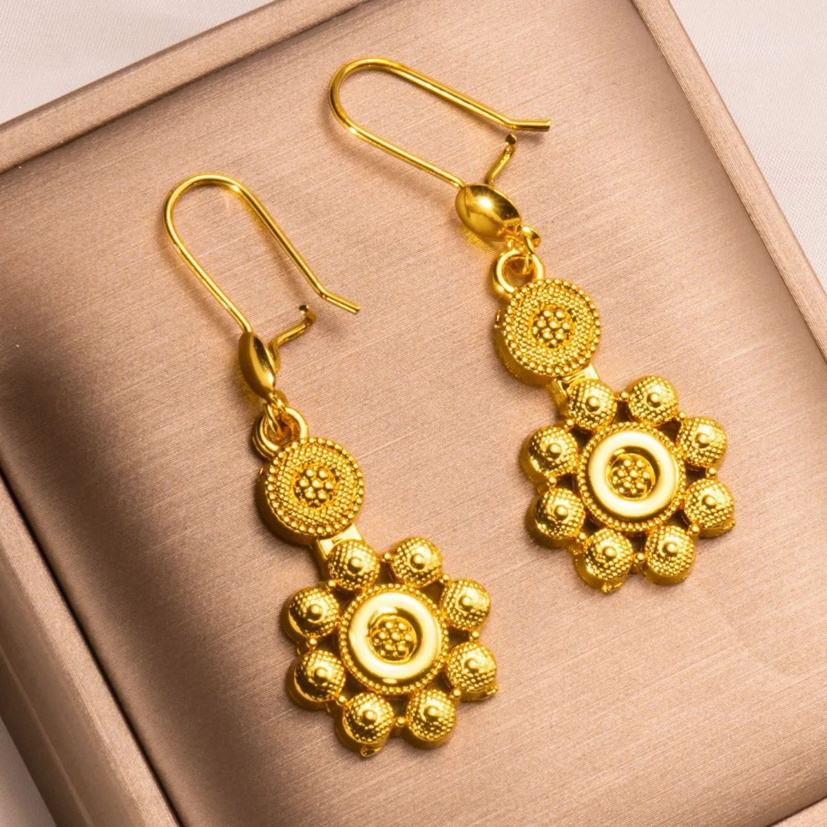 9999 gold exquisite geometric long fringed abacus earrings that never fade in color, square-shaped ear pendants
