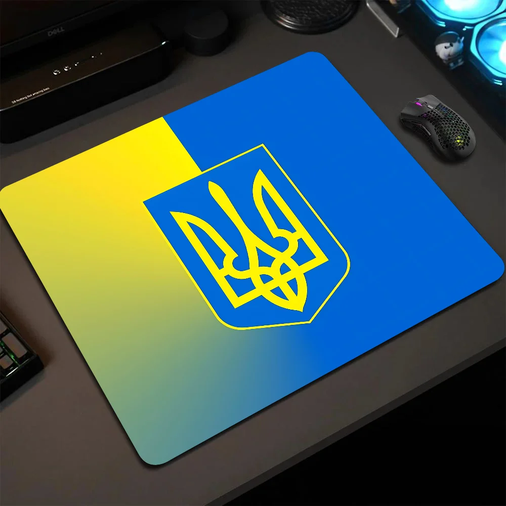 

U-Ukraine Flag Mousepad Small LockEdge Mouse Pad For Gamers Computer Desk Pad Rectangular Anti-slip Rubber