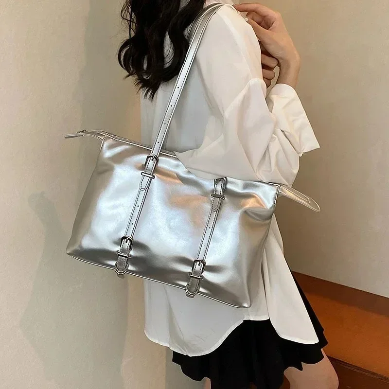 

2024 New Style Advanced Sense Fashion PU Folds Large Capacity Shoulder Bags Fall Popularity Commuting Versatile Solid Tote Bag