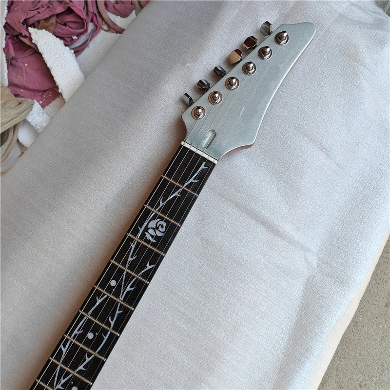customized 6 Strings  Electric Guitar 24 fres Neck, rosewood fretboard the front of the headstock is sprayed white  BJ