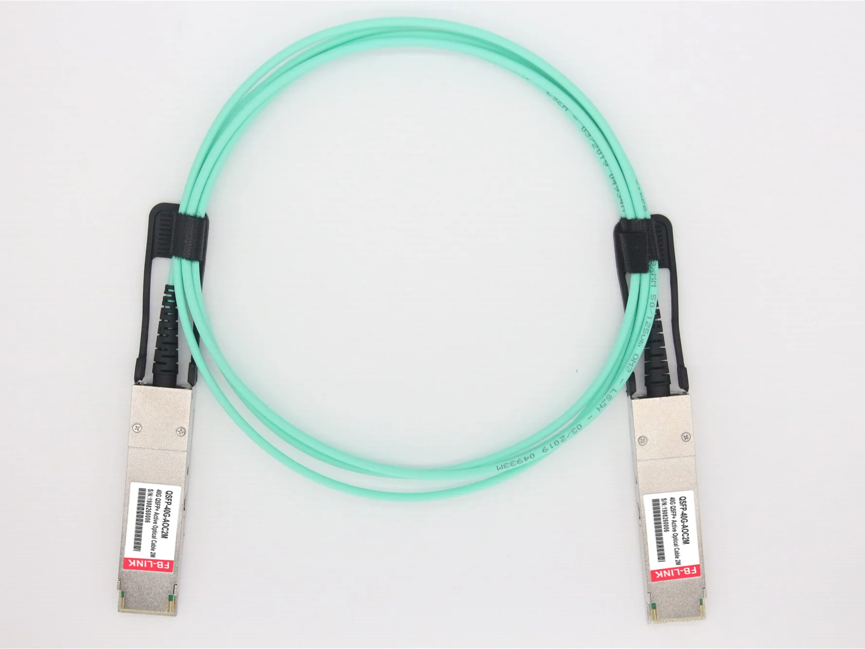 كابل 40G AOC 40G إلى 4*10G OM3 1/3/5/7/15/20M LSZH كابل بصري نشط متوافق مع مفتاح Mellanox/MikroTik/Cisco