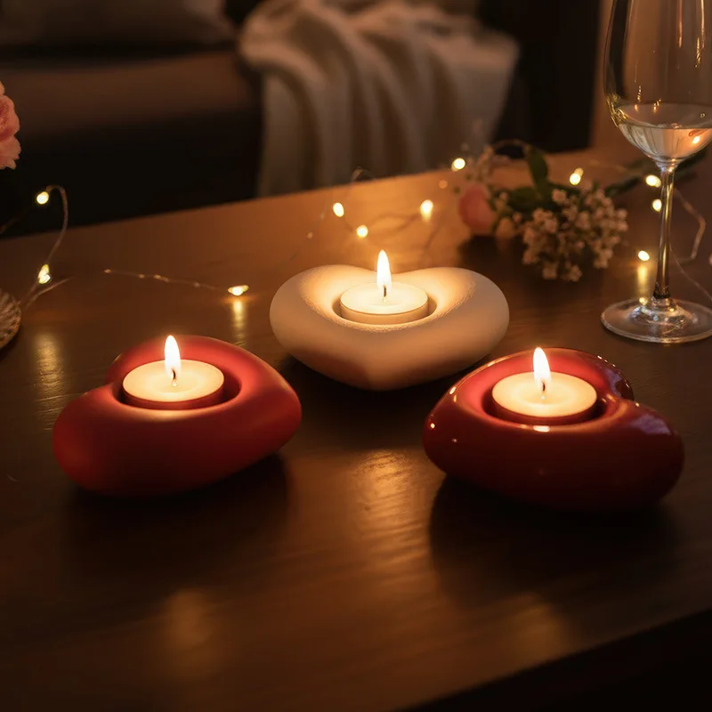 Ceramic Heart Candle Holder Modern Minimalist Base Tray Creative Tabletop Decor For Valentine's Day He Creative Decorative Props