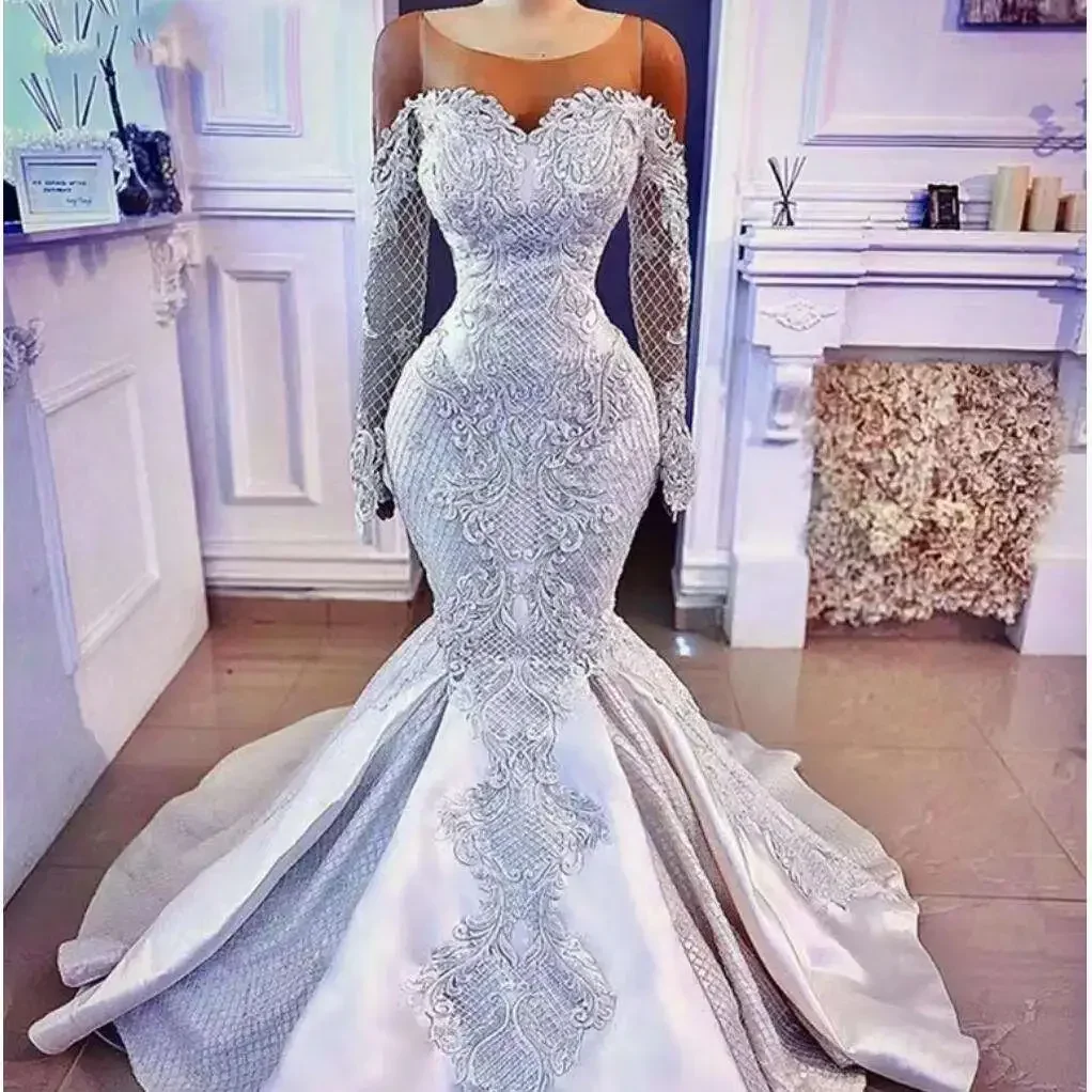 Maßgeschneiderte Brautkleider mit voller Spitze und Applikationen Robe De Mariée Sweep Zug Satin Meerjungfrau mit langen Ärmeln Brautkleid