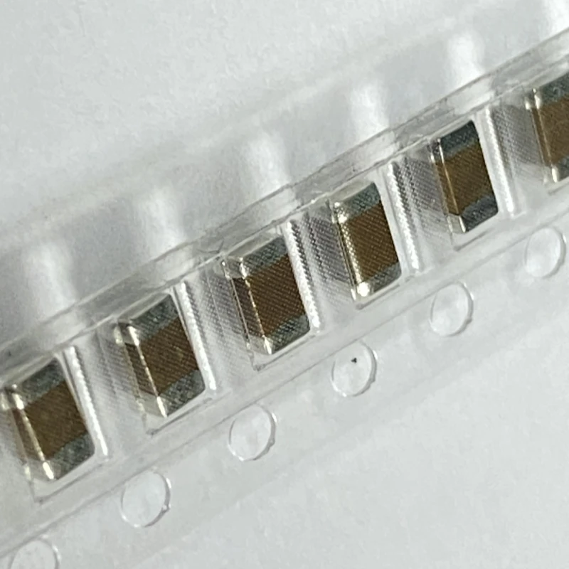 2000Pcs/Reel 3216 1206 47uF 16V 476M,±20% X5R,3.2mm*1.6mm,SMD ceramic capacitor,1206 Chip capacitor,CL31A476MOHNNNE