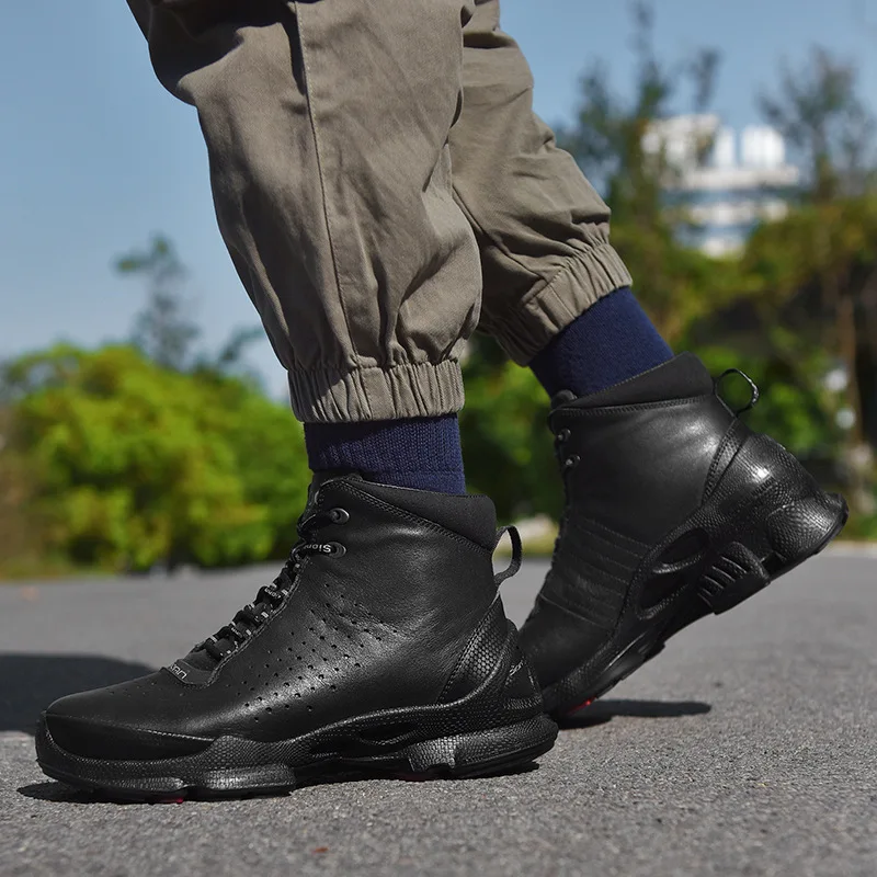 High Top Leather Shoes Men Short Plush Trendy Famous Luxury Velvet Cowhide Sneakers Street Outdoor Winter Warm Hiking Snow Boots