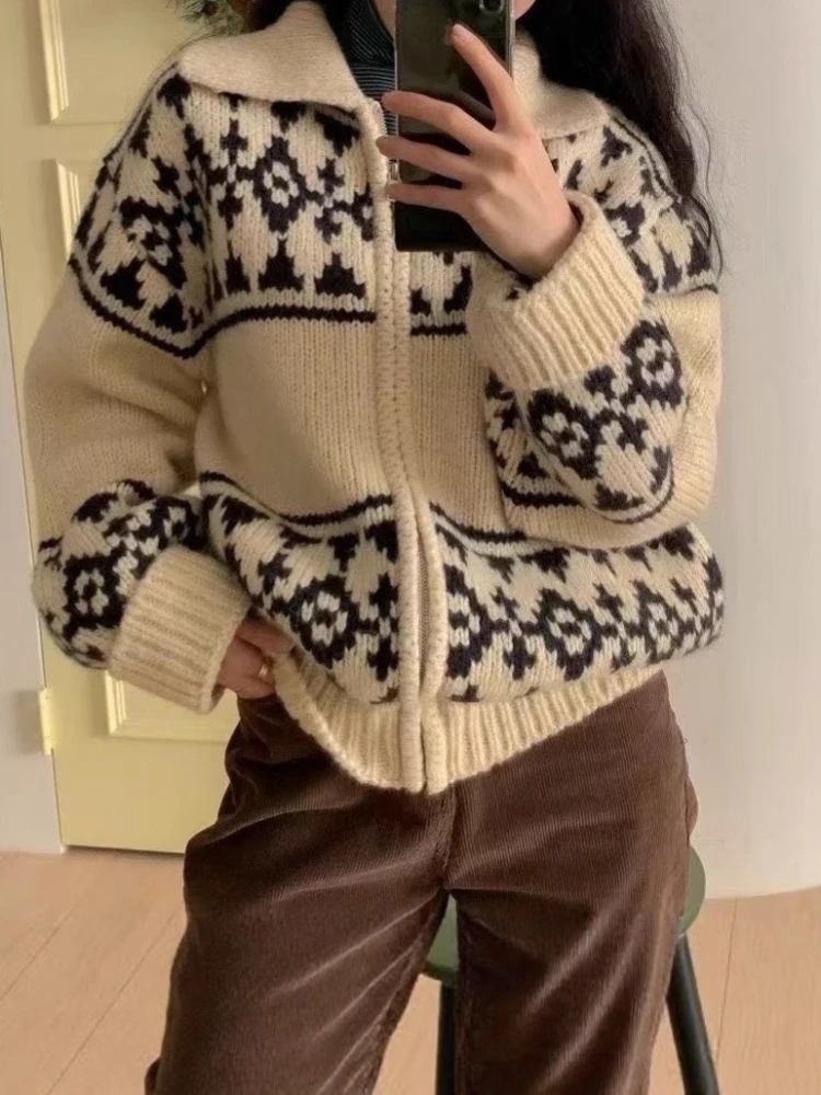 Women Autumn Winter Warm Lapel Collar Sweaters Fashion Geometric Pattern Printing Long Sleeve Color Blocking Knitted Top