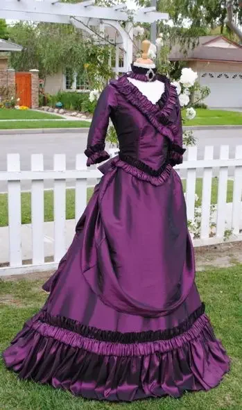 Abito da ballo vittoriano medievale increspato in raso viola fantasia abito da vampiro gotico da donna abito barocco del XVIII secolo personalizzato