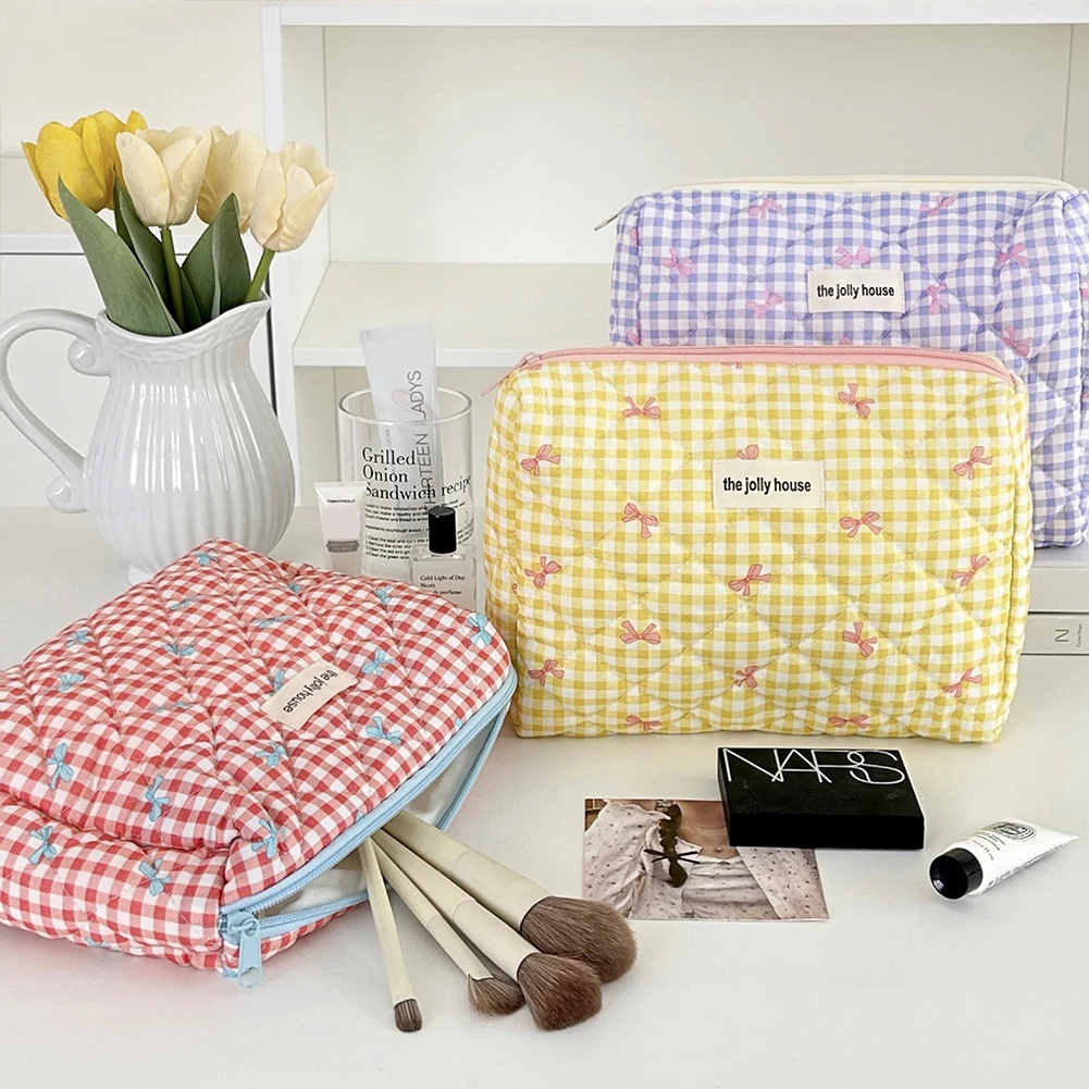 Quilted Cosmetic Bags Cute Checkered Bow Pattern Storage Bags Cotton Padded Travel Makeup Pouch Women\'s Large Capacity Organizer