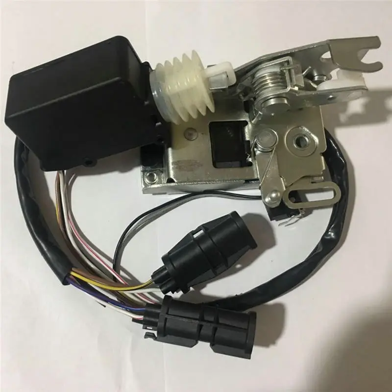 AEE5-Automobile Truck Accessories Truck Locker For Euro Truck Volvo Truck Hexagonal Lock 81626806143 81626806147 view 4