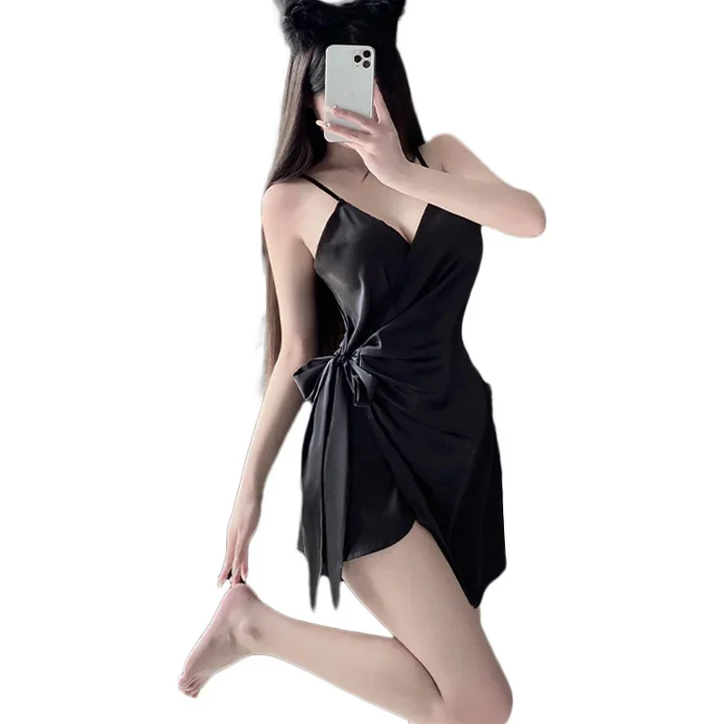 Nouveau tempérament Satin à lacets sangle suspendue Sexy col en v coupe ajustée cravate mince couleur unie à lacets robe de mode asymétrique