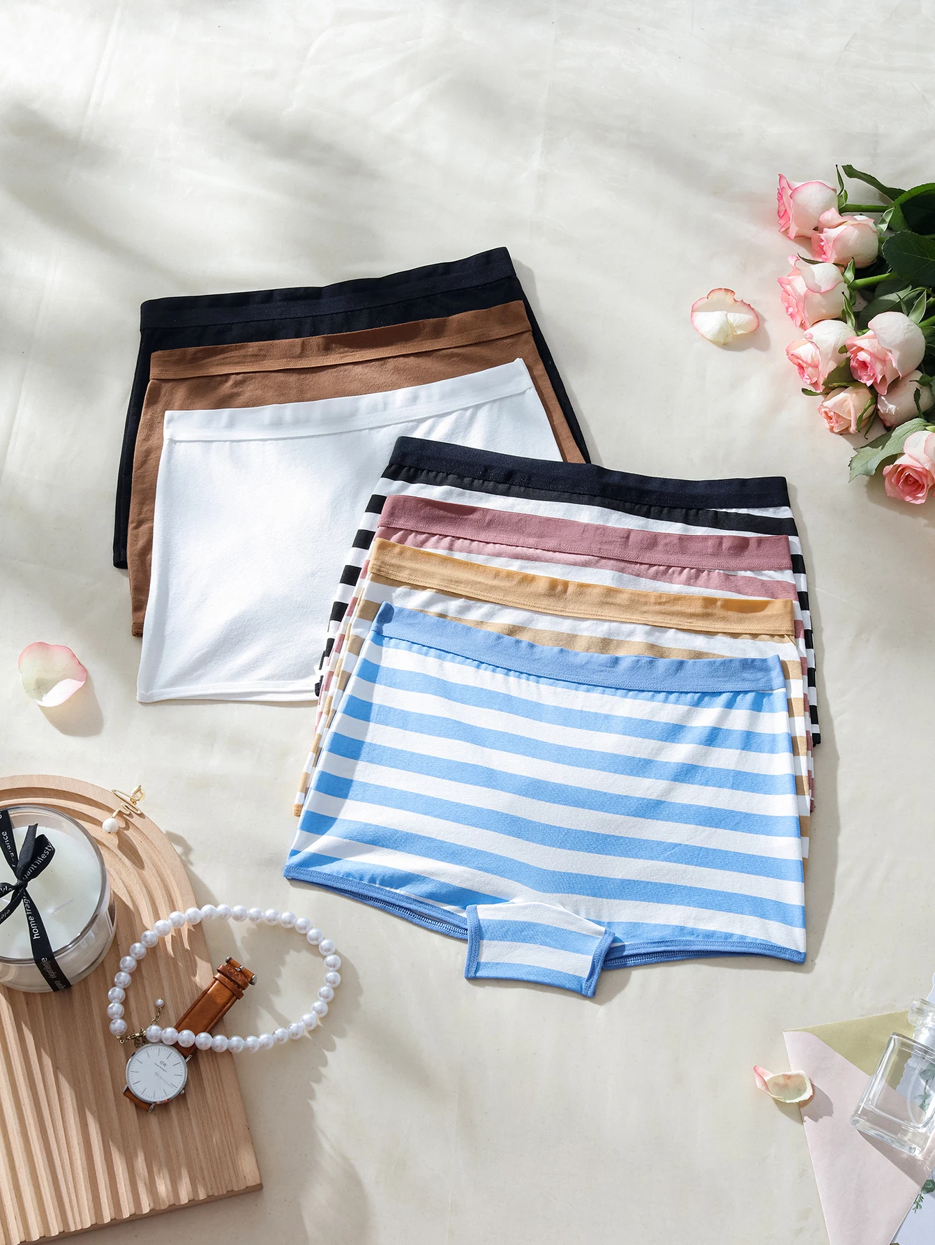 7-Pack Random Color Blocking or Striped Flat Angle Women's Underwear Skin Friendly Pure Cotton