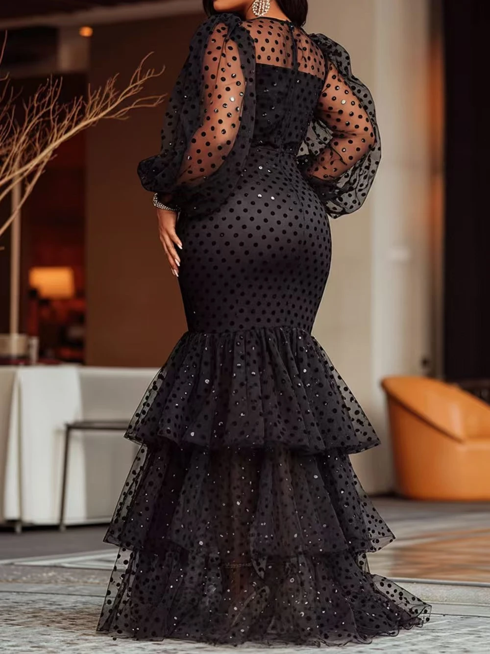 Sexy Slim Fit Black Polka Dot Plus Size Evening Gown Sheer Puff Sleeves Sequins Tiered Mermaid Prom Cocktail Party Dress