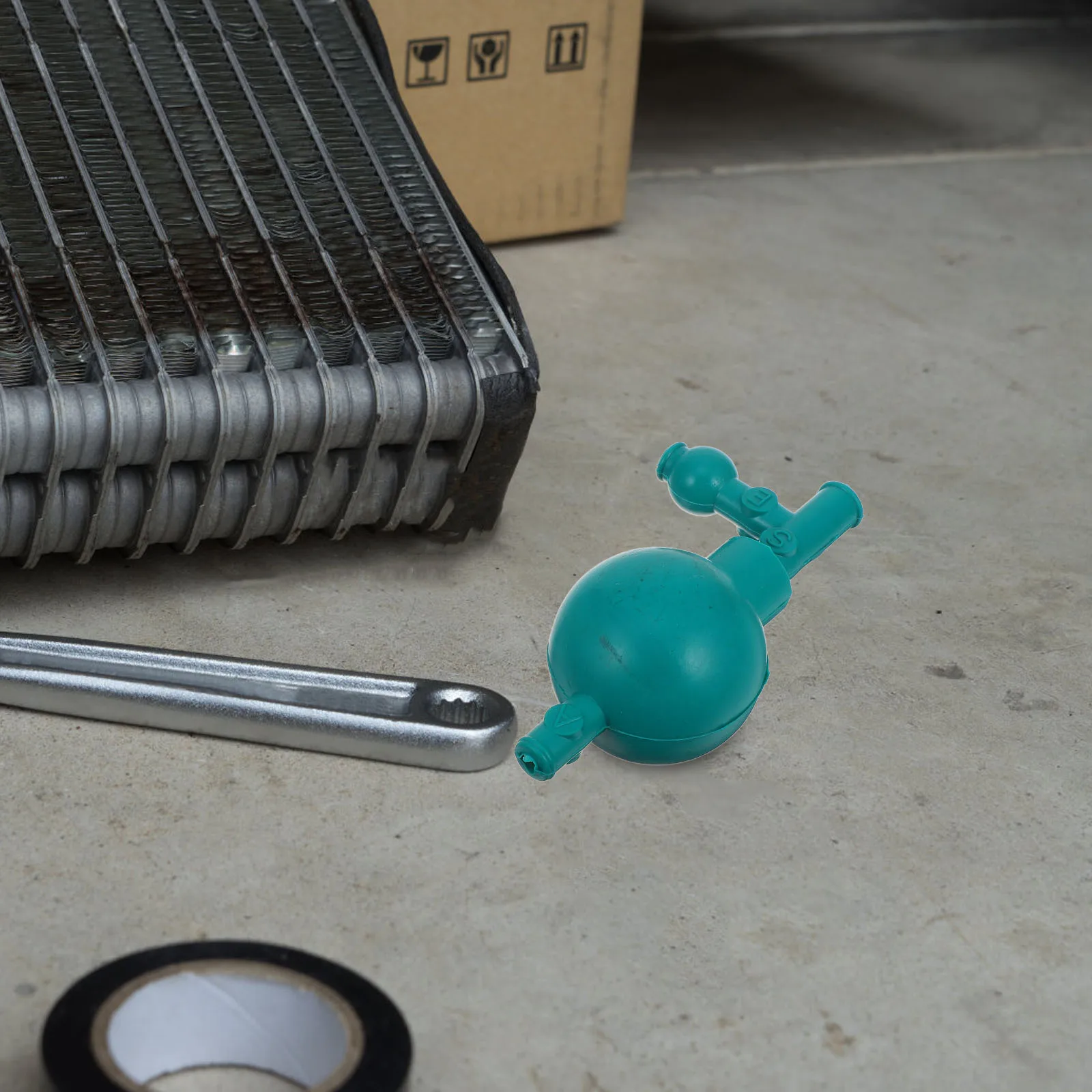 

Quantitative Suction Ball 3 Valves Pipette Filler Bulb Rubber Lab Industrial Light