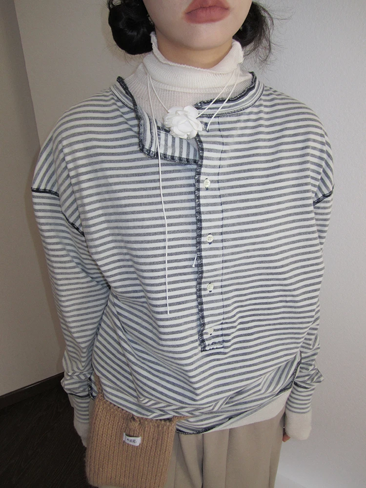 

onths Women's Long Sve T-irt Striped Loose Design Spring Autumn Faionable Casual round Ne Top Polyester 00%