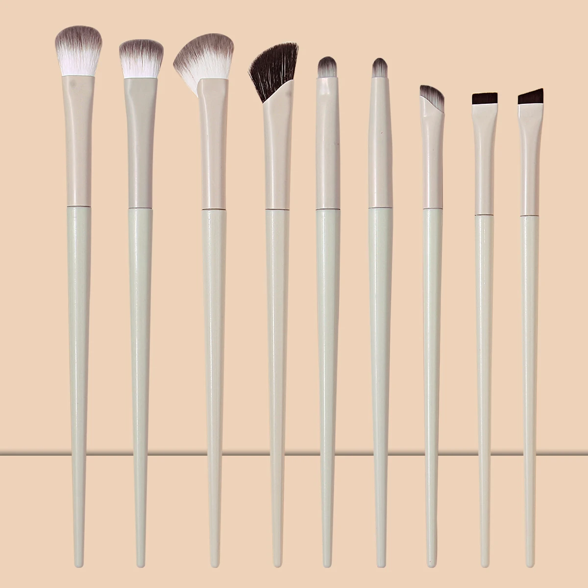 Set di pennelli professionali per trucco occhi da 9 pezzi, pennello per eyeliner con lama ultrasottile, pennello per evidenziare l'ombra del naso, set di pennelli per sbavature degli occhi