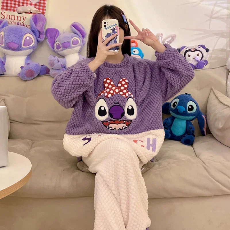 Disney Pyjamas Winter Damen Pyjamas Rundhalsausschnitt Korallenvlies Kleidung warmes neues zweiteiliges Set neue Cartoon Stitch Loungewear