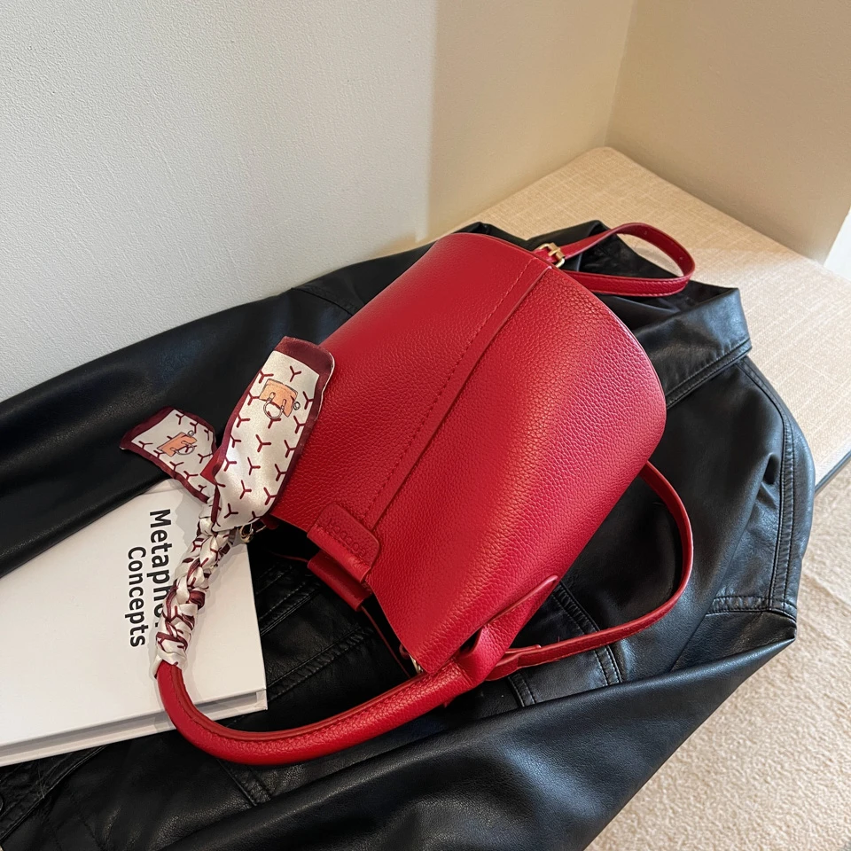 Hot Selling Simplicity High-End Women's Crossbody Bag Pu Material Versatile Bucket Bag Fashion Handbag Commuting image 2