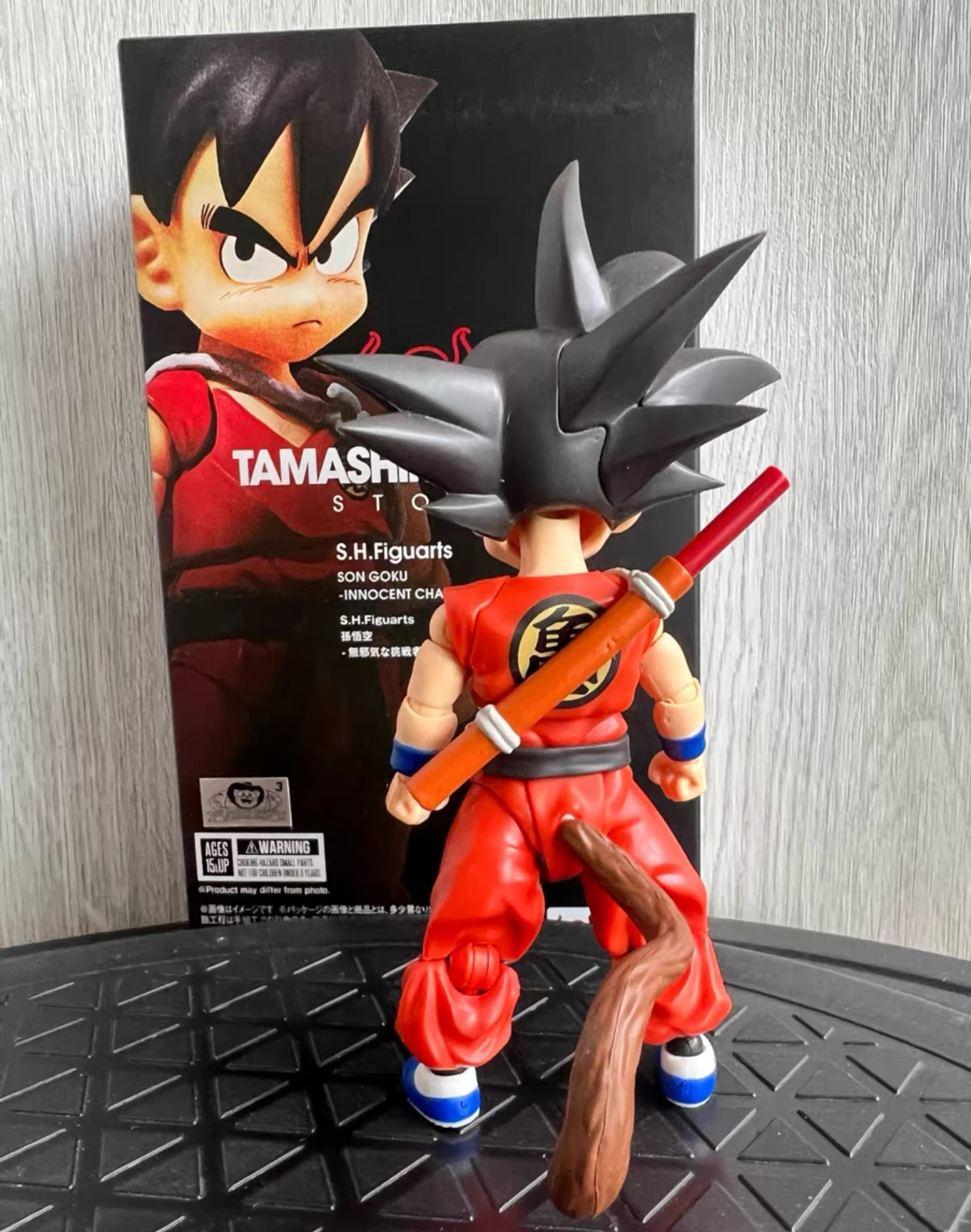 Original em estoque bandai shfiguarts tnst anime dragon ball inocente desafiador son goku figura de ação modelo genuíno brinquedo em caixa