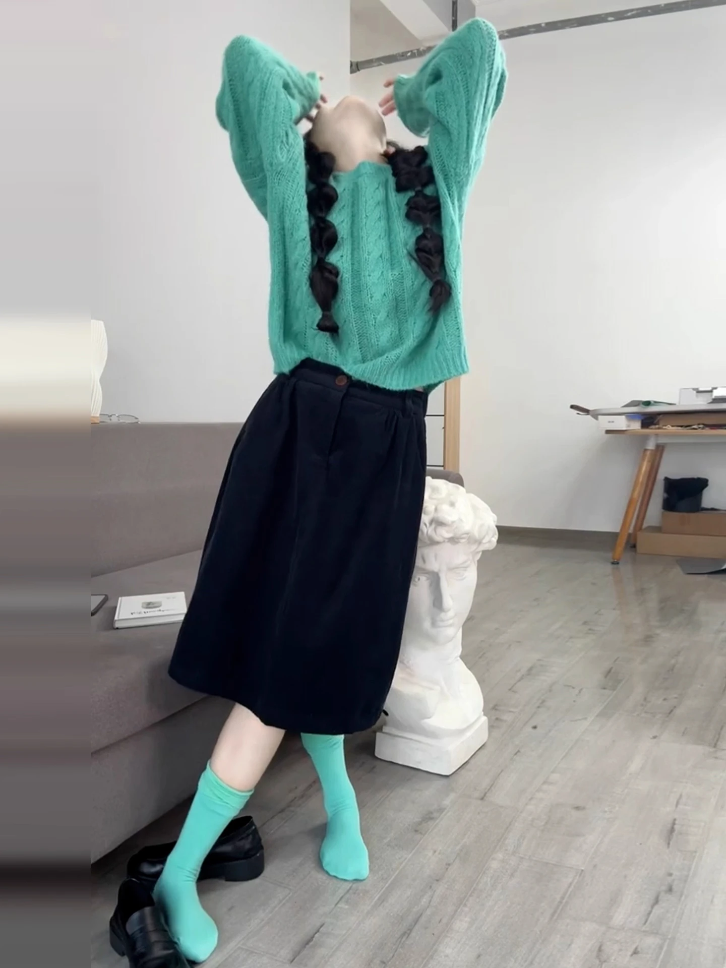 루즈 니트 트위스트 스웨터 여성용 가을 겨울 신상 슬레 한국 스타일 루즈 니트웨어 오버헤드 탑 편안한 따뜻함