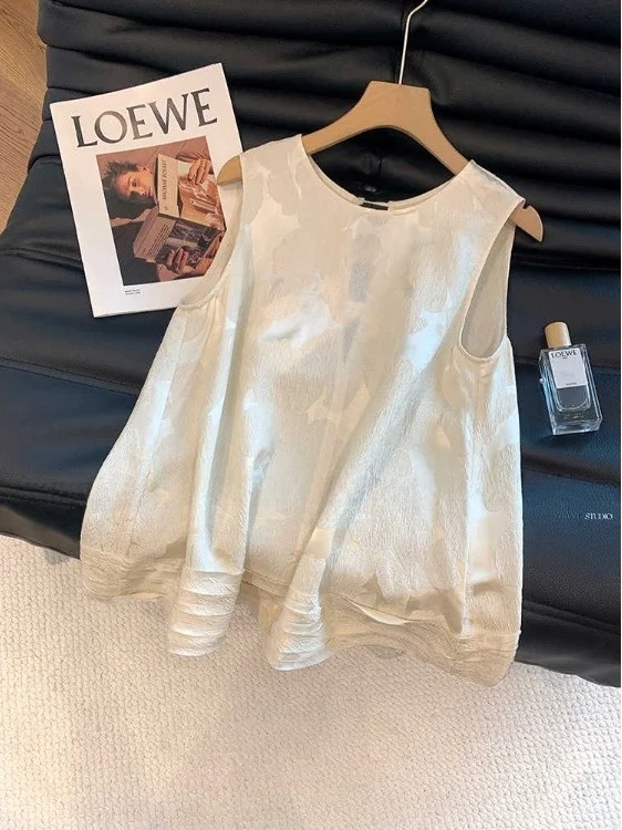 

Ele k Pattern Embroidered Satin Strap Vest Women's Summer High-End Loose Versatile Slimming Svel Trendy Top