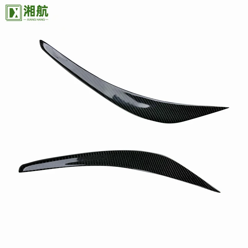 

Suitable for 2008-2015 Audi R8 V-Style Carbon Fiber Front Bumper Air Deflector