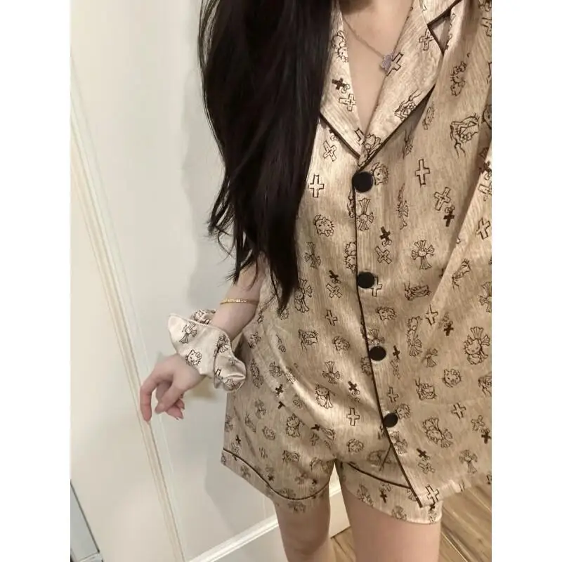 

Комплект пижам Sanrio Hello Kitty из ледяного шелка для женщин: домашняя одежда весна-лето, с короткими рукавами и шортами, милый и удобный, повседневный, хит продаж