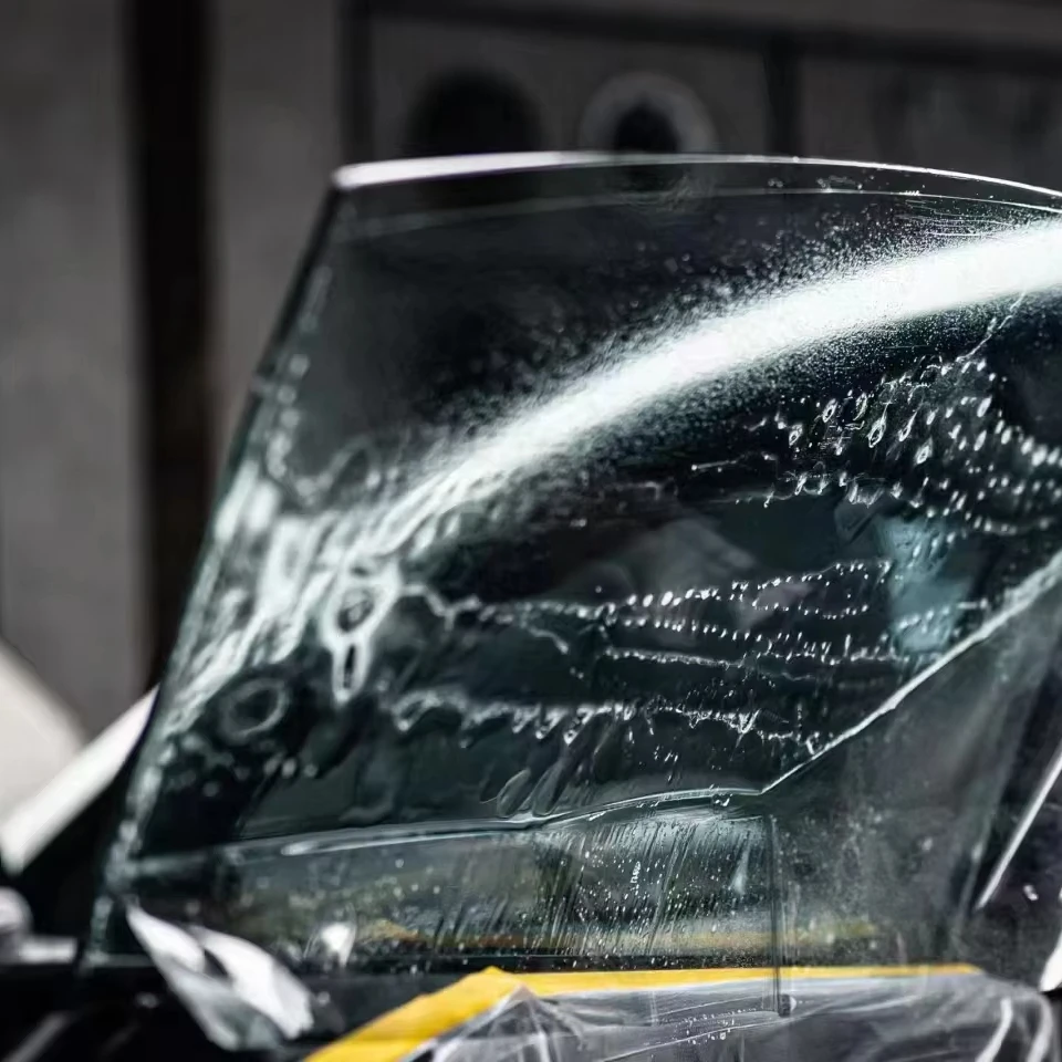 

Роскошный ПЭТ-материал, толщина 2 мил, лобовое стекло, люк на крыше, защита от ультрафиолета, 70% ИК-отклонение, серия постоянных цветов, автомобильные пленки 5+ года