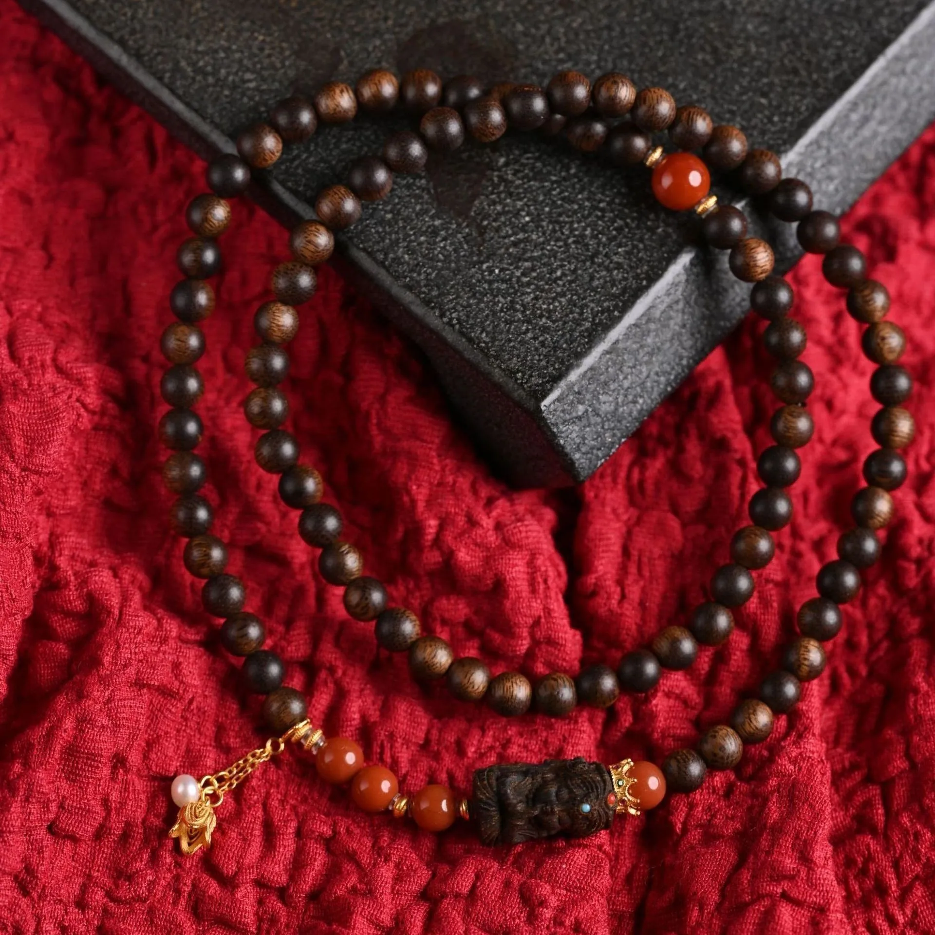 

Natural Vietnamese Nha Trang 0.6 Agarwood Bracelet With Lightning Struck Zhaji Wood Carving Collectible Jewelry