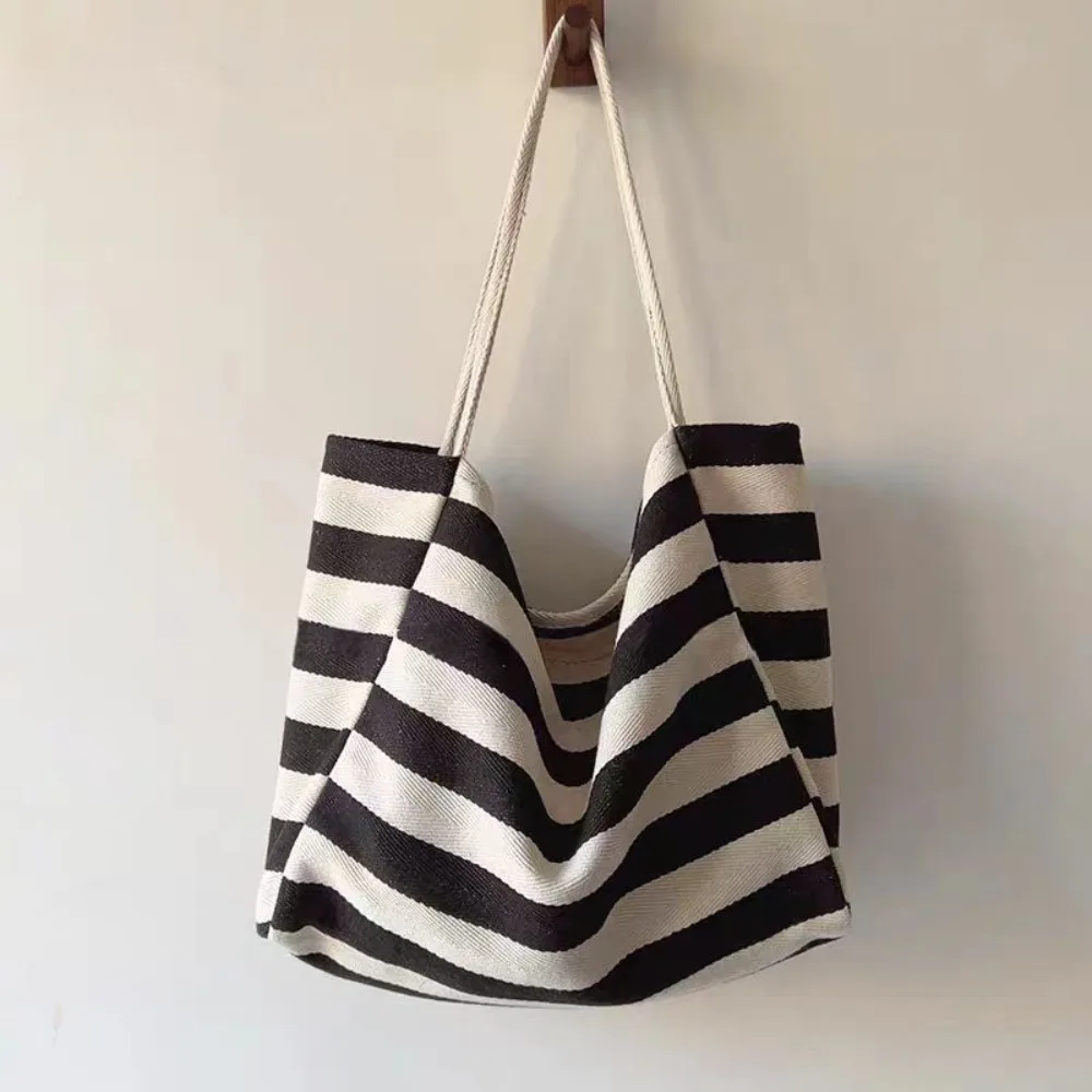 

Large Capacity Black White Stripe Bag Korean Style Contrast Color Stripe Canvas Handbag Soft Magnetic Buckle