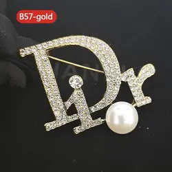 Luxury Women's Natural Freshwater Pearl Brooch Pin for Autumn Winter Clothing Accessories