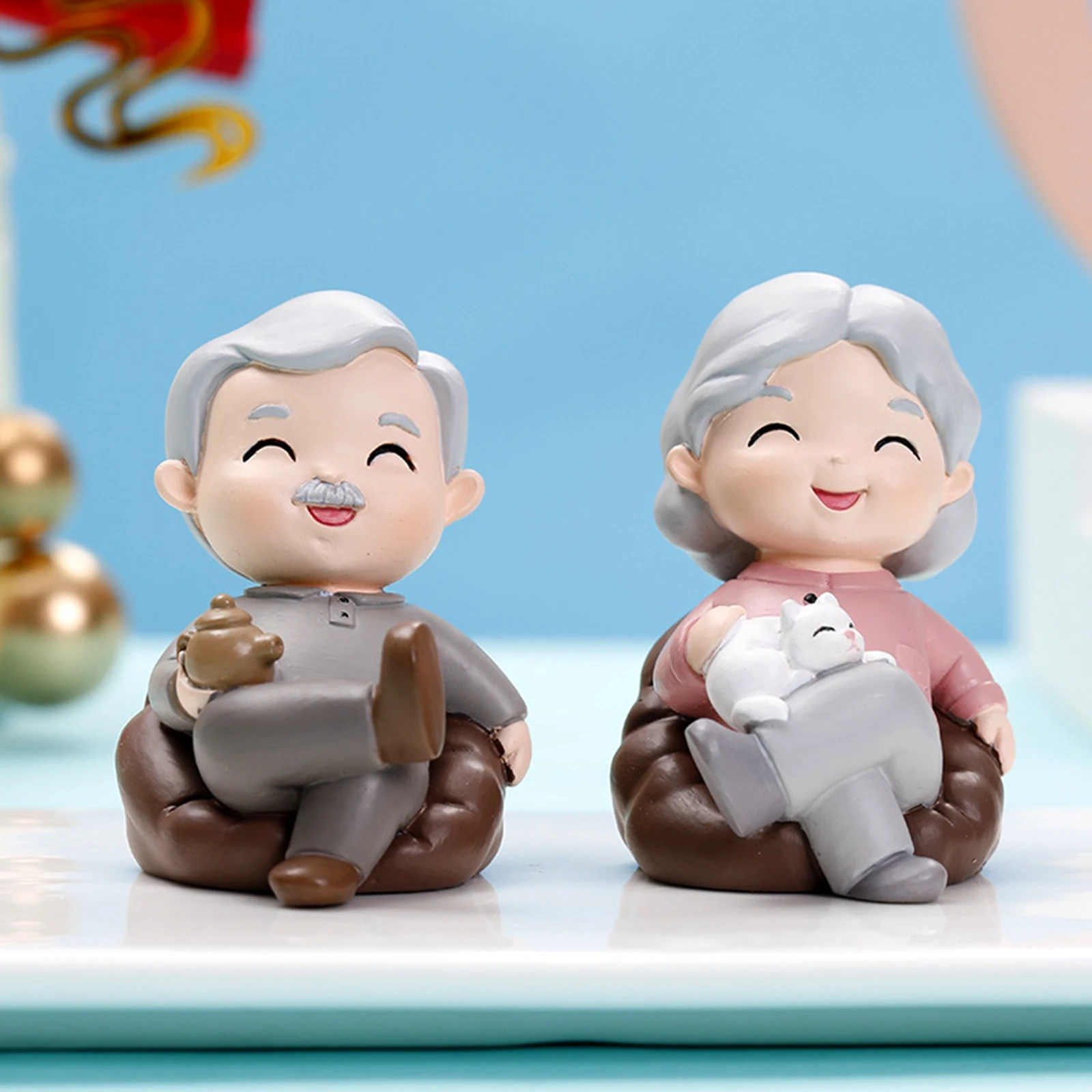 Cute Grandma Grandpa Statue Miniature Figurine Resin Craft Desktop Decor Anniversary Decorative Statue