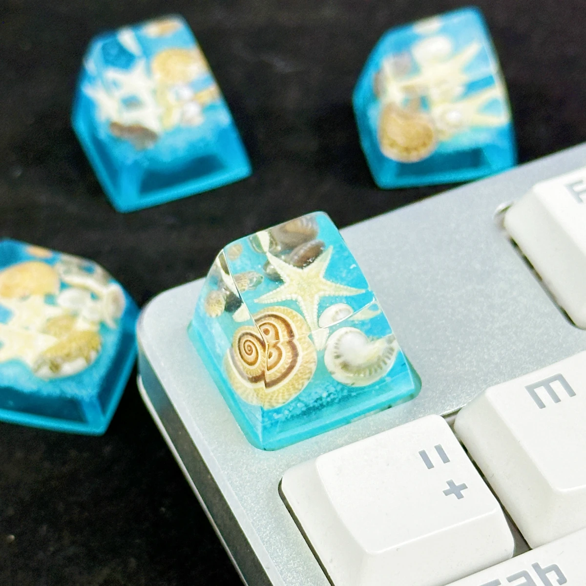 Kk-Cokio Original drip glue high permeable Conch key cap Underwater World Cross axis mechanical keyboard key cap 4PC