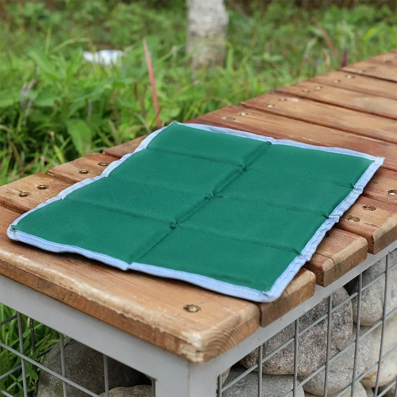 Outdoor Oxford Cloth Thickened Portable Moisture-proof Pad Single Person Park Picnic Folding Seat Cushion Picnic  Accessories