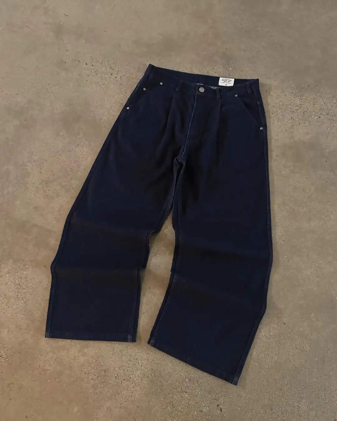 

Hip-Hop Retro Trend Embroidered Jeans Men's Y2K Wide-Leg Low-Rise Pants Women's Sakura Embroidered Relaxed Fit Denim Trousers