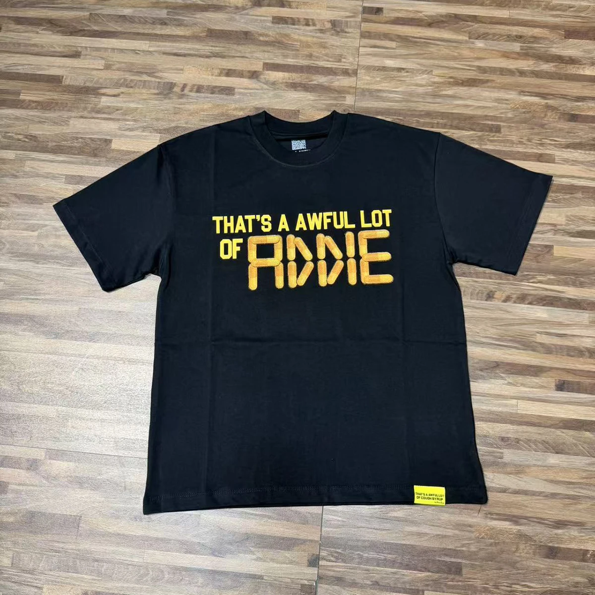 Gelber Buchstabendruck Weiß-Schwarze Kurzarm-T-Shirts für Männer und Frauen Rundhals-Streetwear Baumwolle Lockeres T-Shirt Übergroß – Detail 6