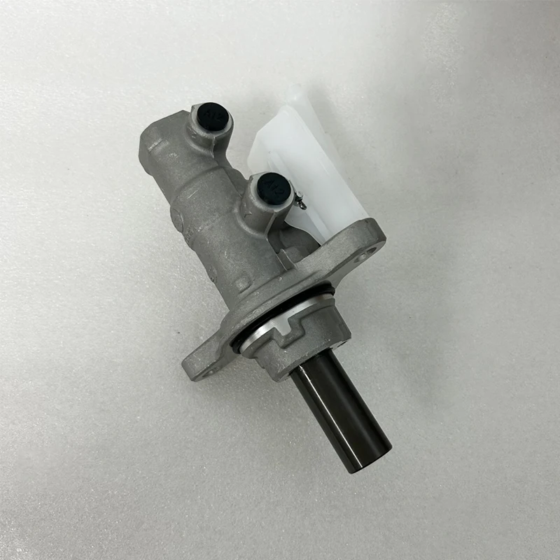 

Brake Master Cylinder 47201-28660 47201-28661 Fit for Toyota ALPHARD / VELLFIRE 08-14 PREVIA 4720128660 4720128661