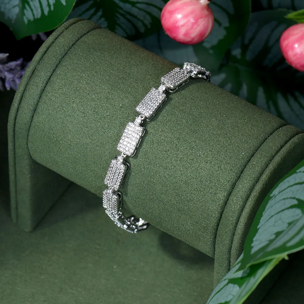 

HIBRIDE Classic AAA Cubic Zircon Full Micro-pave Bracelets For Woman Elegance Wedding Party Birthday Gifts Bijoux Femme B-182