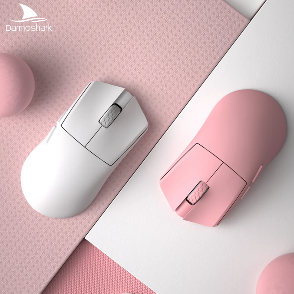 Darmoshark Wireless Gaming Mouse M2SE PAW3950 30K Sensor Dual 8K Polling Rate 45g Ultra-Lightweight 2.4GHz RF/BT/Wired Tri-Mode